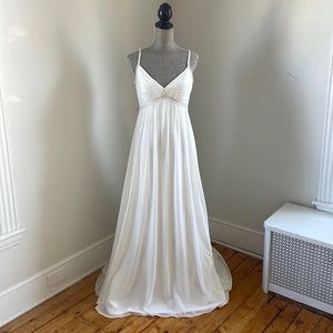 David's Bridal Elegant White Wedding Dress